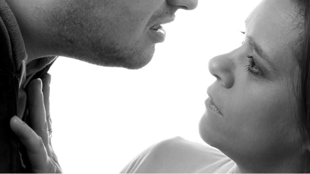 10 Hidden Signs Your Partner Is Emotionally Unavailable | Power of ... - Signs Of A Mentally Unavailable Partner