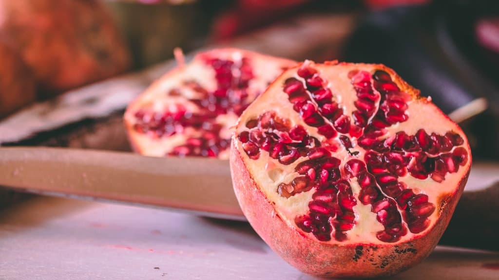 pomegranate serve up vitamin c