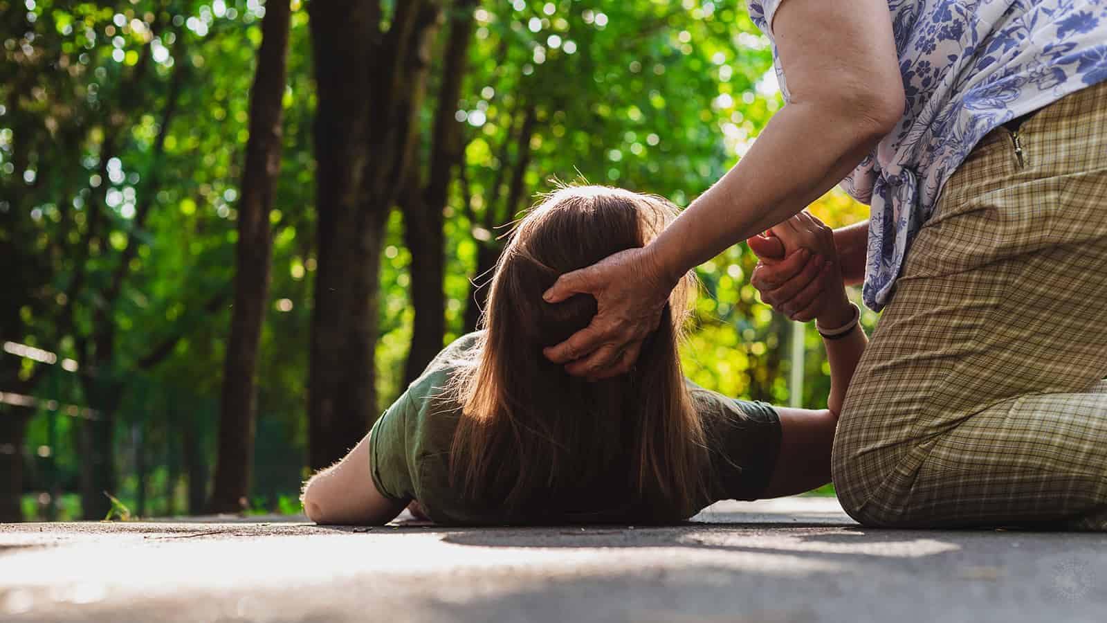What Causes Someone to Faint? 5 Causes to Watch For